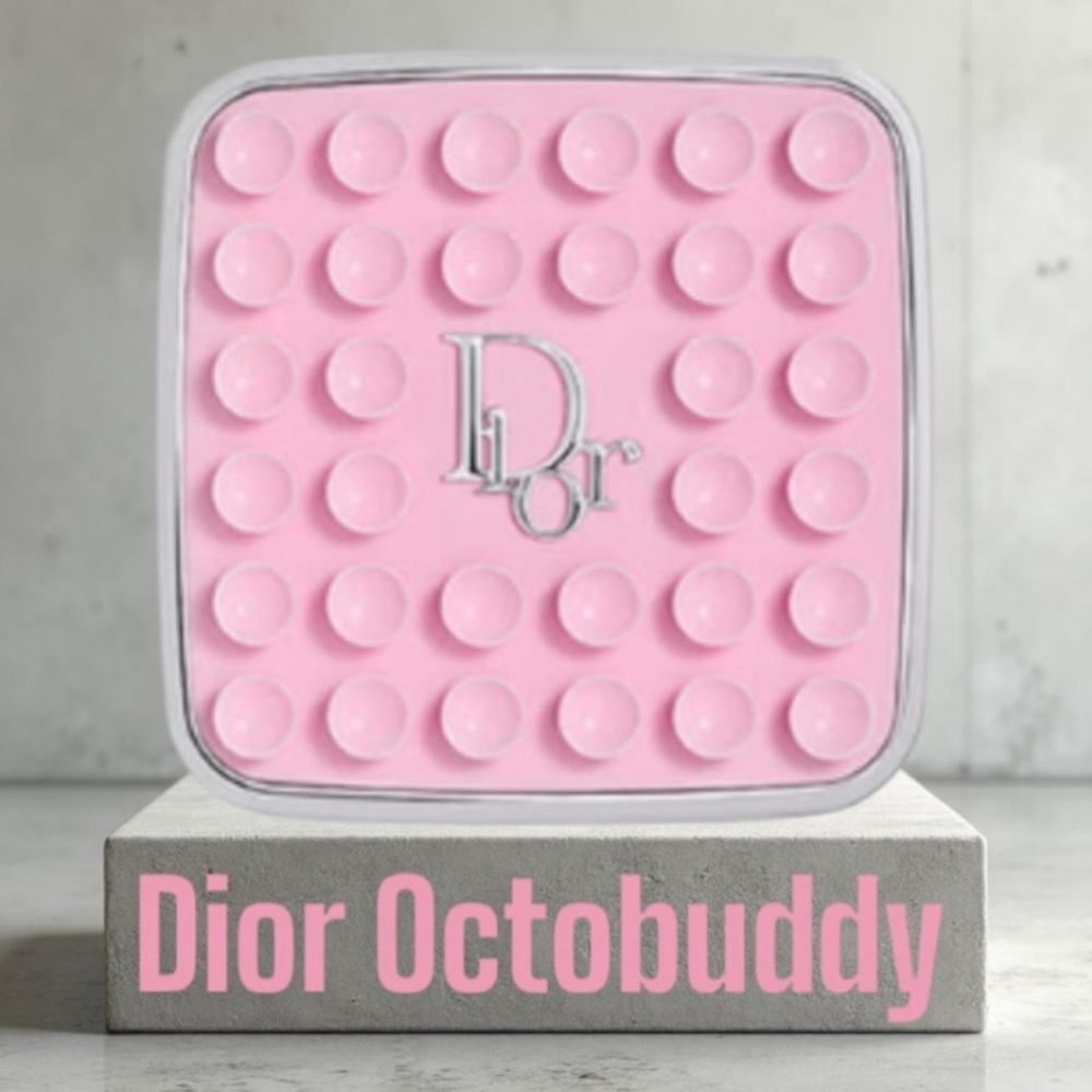 NWT Dior Octobuddy Viral Phone Accessory